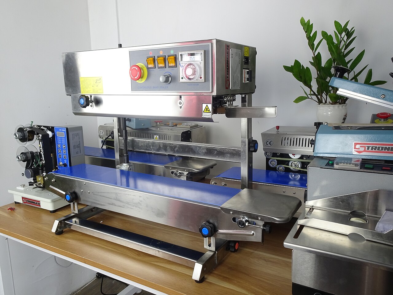 Pouch & Bag Sealer — Cerox factory automation Sri Lanka